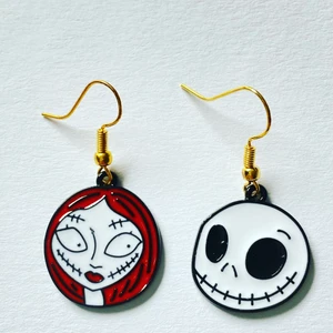 Handgjorda Jack and Sally örhängen ❤️ - 70kr + fri frakt 🇸🇪! 