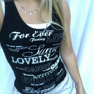 Vintage linne - Snyggt svartvitt vintage linne :) 50kr + frakt eller högstbjudande 🤍🖤