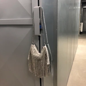 Väska  - Den perfekta partyväskan!!❤️‍🔥