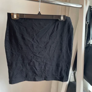 Tubkjol  - Helt vanlig tubkjol från HM