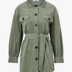 Skjortjacka  - Säljer en skjortliknande jacka från Ellos i Manchester :) 