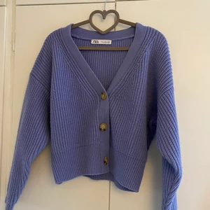 Zara kofta  - Härlig kofta i storlek S från Zara! Aldrig använd! 100kr + frakt😊