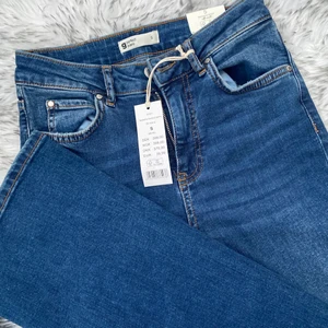 Bootcut jeans - Bootcut jeans från Gina tricot, stl S men passar xs. Helt nya och nypris var 399:-. 145:-🤍