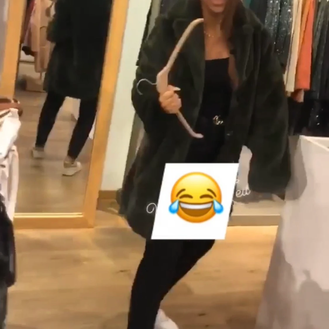 Varm kappa från Tyskland - 91