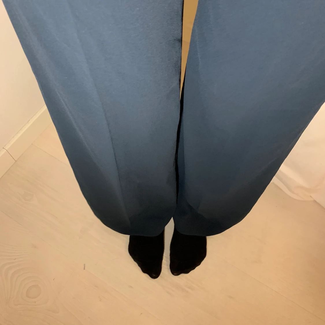 Blåa kostymbyxor  - 90