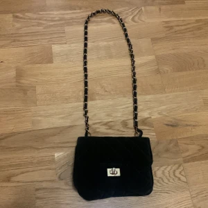 🤍 - så vi svart väska💅