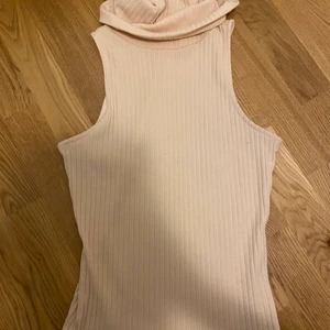 River island topp - Rosa river island topp. Använd fåtal gånger.