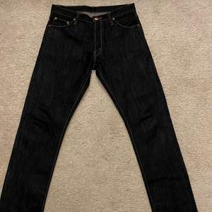 Vintage Levi's 557 relaxed bootcut jeans | Plick