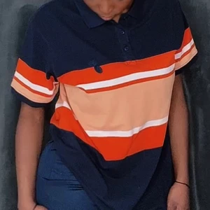 Oversize T-shirt - Colorful oversize beige t-shirt. Condition - Used as New for both genders 