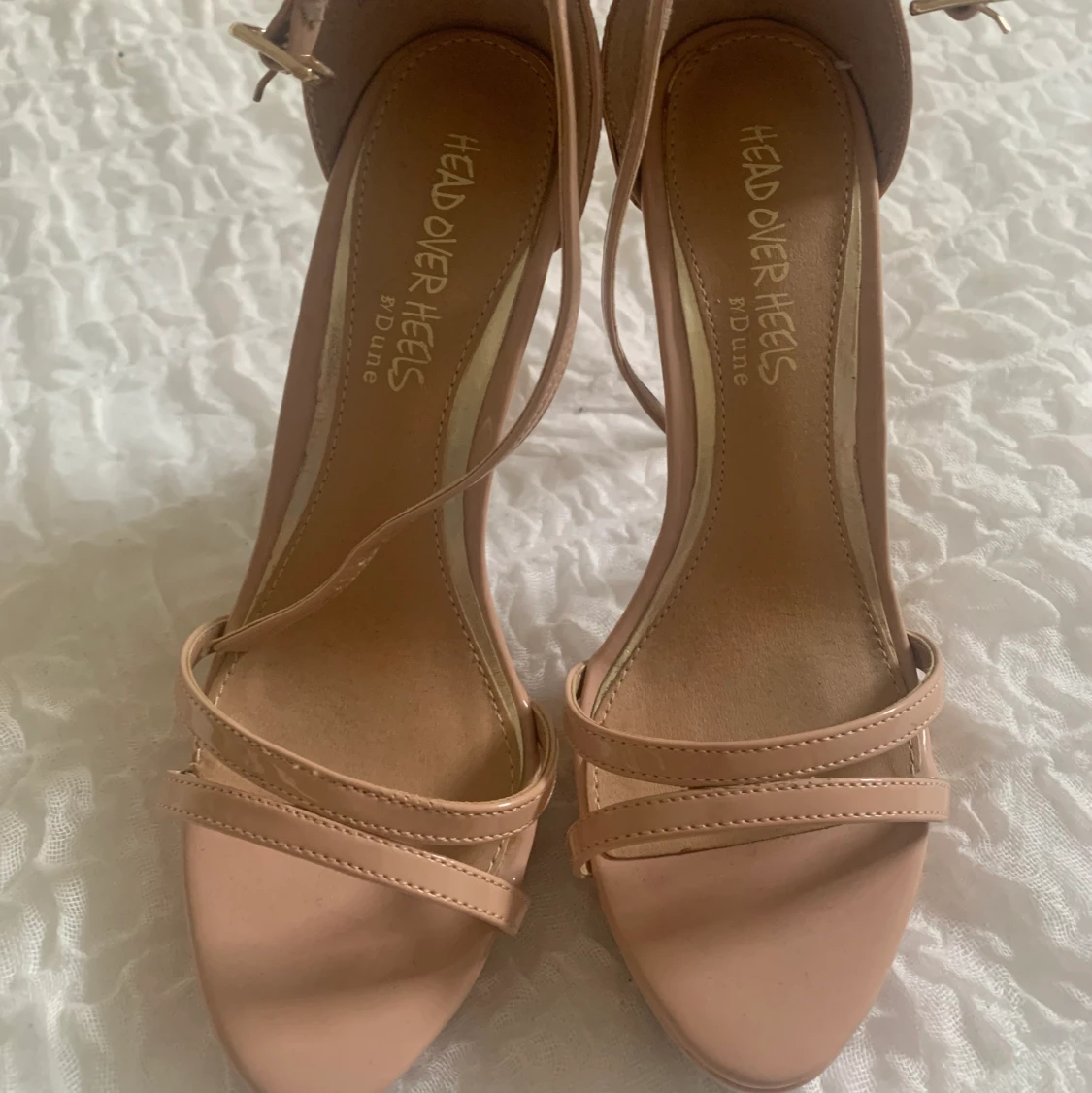 Nudefärgade klackskor - 90