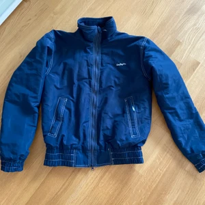 Ridjacka  - Marinblå ridjacka 