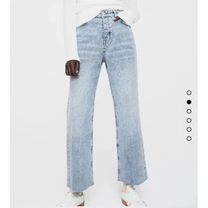 Zara jeans - Blåa zara jeans, köparen står för frakten. Endast testade