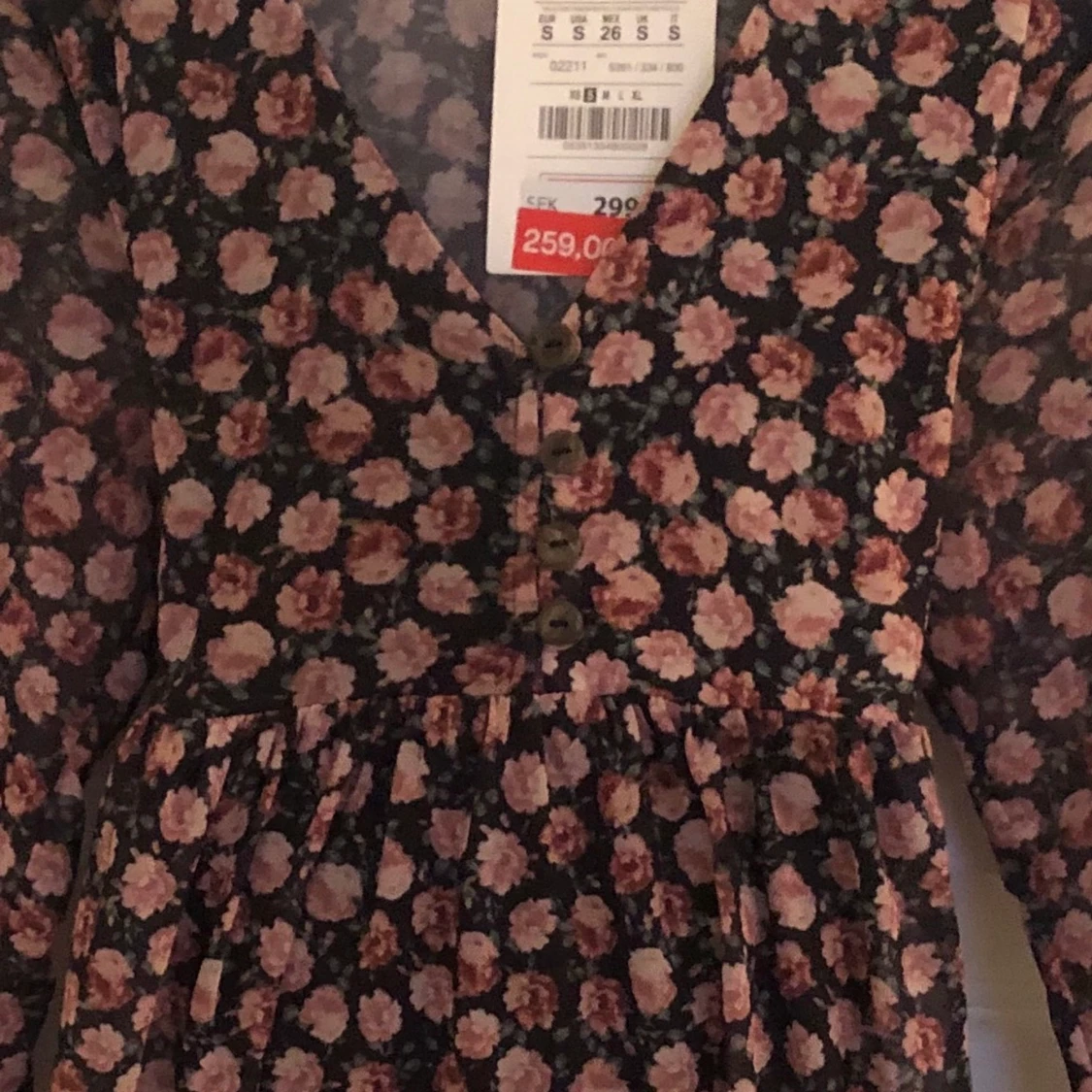 Blommig klänning - 90