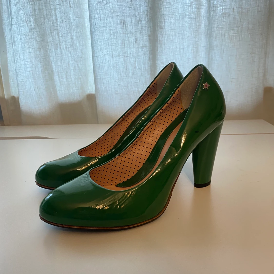 Gröna klackar - Fornarina