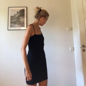 Mididress - Bodyconklänning som jag tyvärr inte kan ha längre