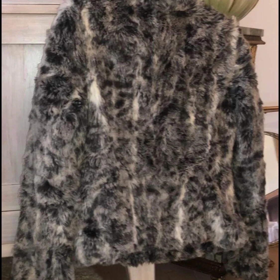 Fuskpälsjacka 38 - 90