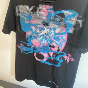 Bladee merch - Helt ny aldrig använd 😁 Går inte att få tag på via hans hemsida längre. Storlek S köp köp köp 🤝💋