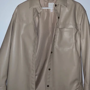 Skinnjacka - En fin fakd skinnjacka