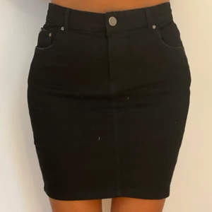 Kjol - Svart jeanskjol