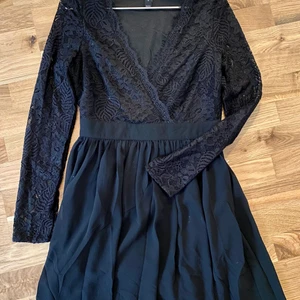 Klänning från Hickap! - Spetsklänning från märket HICKAP! Storlek S