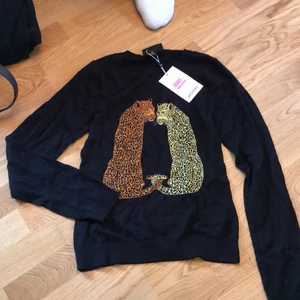 Monki tröja strl XS - Ny aldrig använd tröja med lapp kvar!