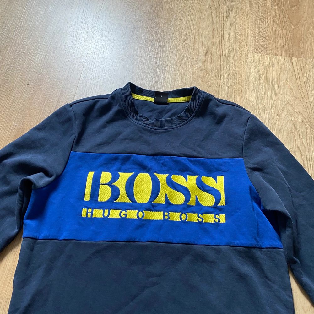 Hugo boss tröja - Hugo Boss | Plick Second Hand