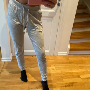 Mjukisbyxor - Mjukisar från lager 157, bra skick. Köparen står för frakten