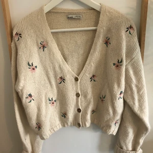 Kofta Vit Beige  - S men passar även M 