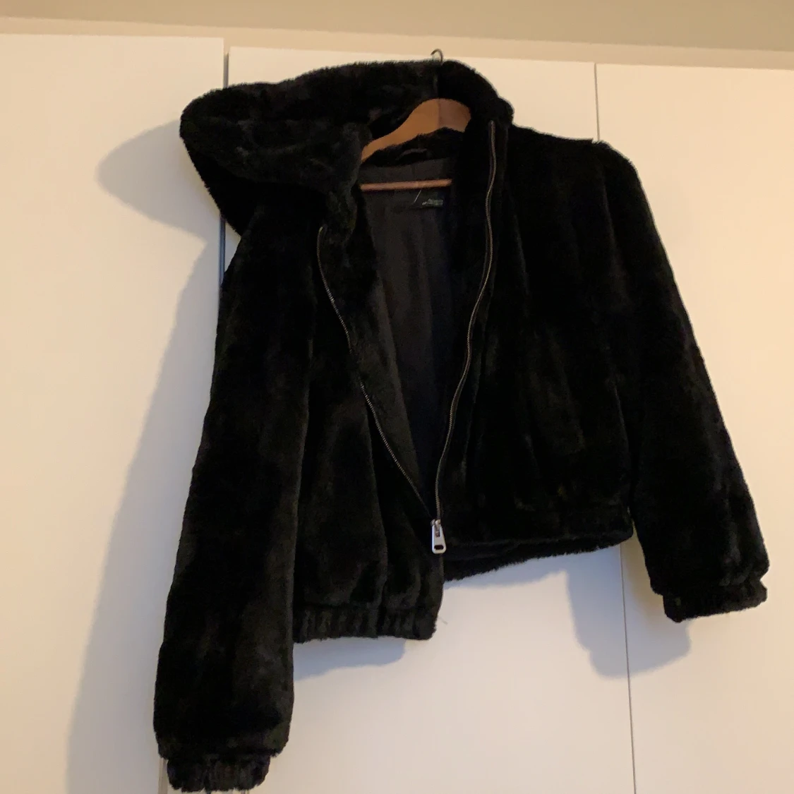 Skitgosig faux/fake pälsjacka