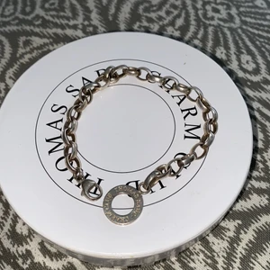 Thomas sabo berlock armband - Berlockarmband i den tjockaste storleken/kedjetypen! Därav lite dyrare i nypris!💕