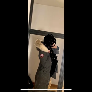 Canada Goose. XS - Jätte fint skick smutsig spegel 