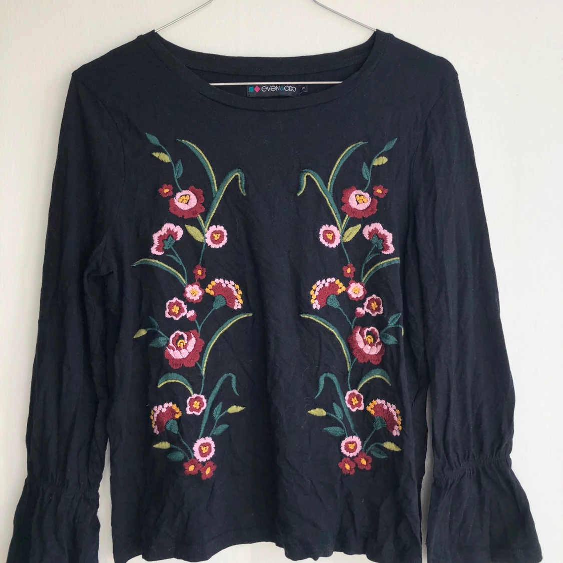 Cotton shirt with cute embroidery - 90