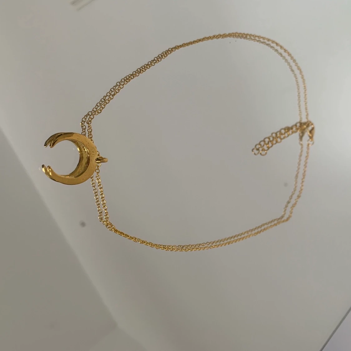 Halsband från crossbody.dk/ aldrig använt  - 91