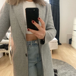 Grå Kappa🤍 - Grå kappa från only! Ny prisa 699kr mitt pris 350kr 🤍
