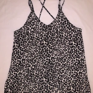 Leopard Print Tank Top - Leopard Print Tank Top