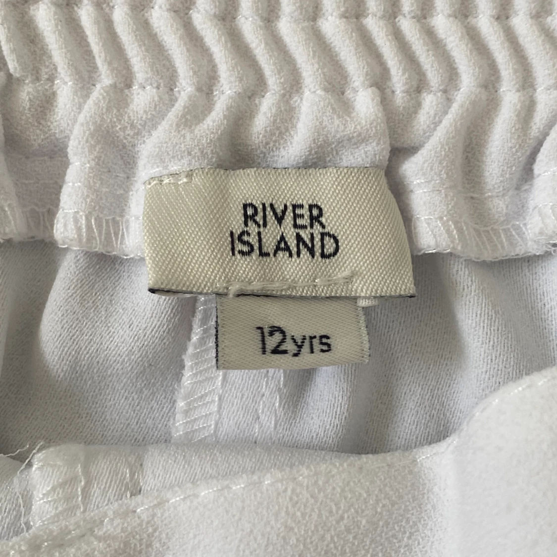 River island vita byxor  - 91
