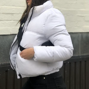 Vit jacka - Vit varm puffer jacket till vinter/höst🥰