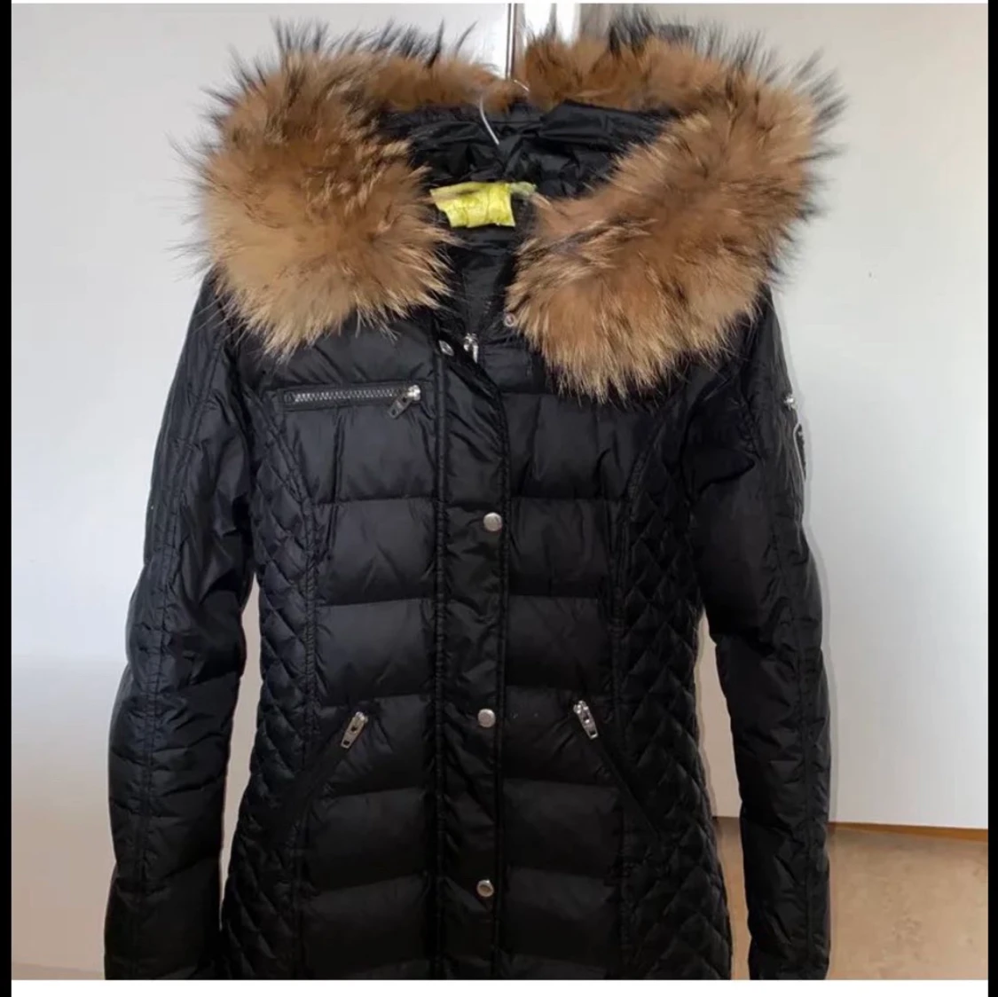 Rock and blue jacka  - 90