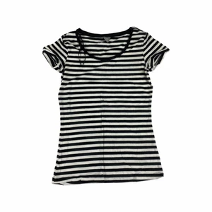 LINDEX TOPP - Har massa plagg! Erbjuder alltid samfrakt🥰