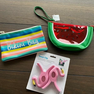Sommar tillbehör  - Sommar tillbehör 🍉🏝🩴🌊 väskor och strand towel clip flamingo 🦩 
