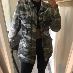 Jacka - Jacka från Gina Tricot✨ Storlek 34