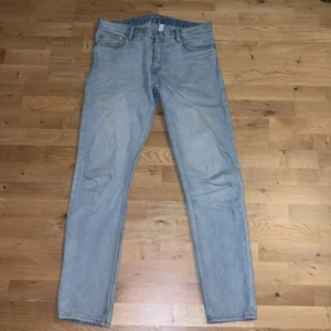 Weekday jeans  - Ljusblåa jeans från weekday modell sunday. Använt skick men inga skador eller fel. Storlek 32x32
