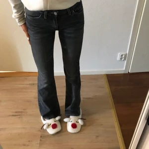 Crocker jeans - Säljer dessa lågmidjade crocker jeans som jag köpte på plick, men som inte passade💓