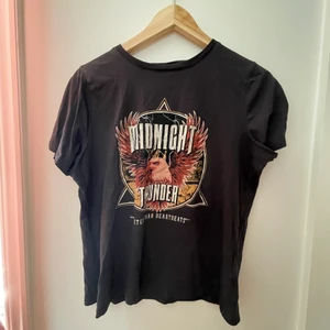 T-shirt  - Aldrig använd 