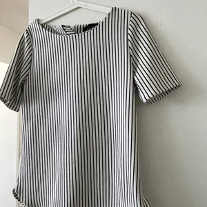 Randig blus från inwear - Blus randig från inwear i storlek S 