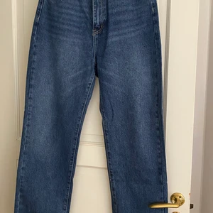 Jeans  - Ett par skitsnygga baggy jeans som passar fint om man gillar en baggy look 