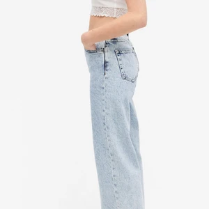 Yoko jeans monki  - Säljer dessa balla jeans från monki då de inte kommer till användning. Väldigt bra skick. Köpt för 400kr, säljer för 260. Pris kan diskuteras vid snabb affär💕💕