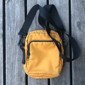 Väska  - Prima kvalle!