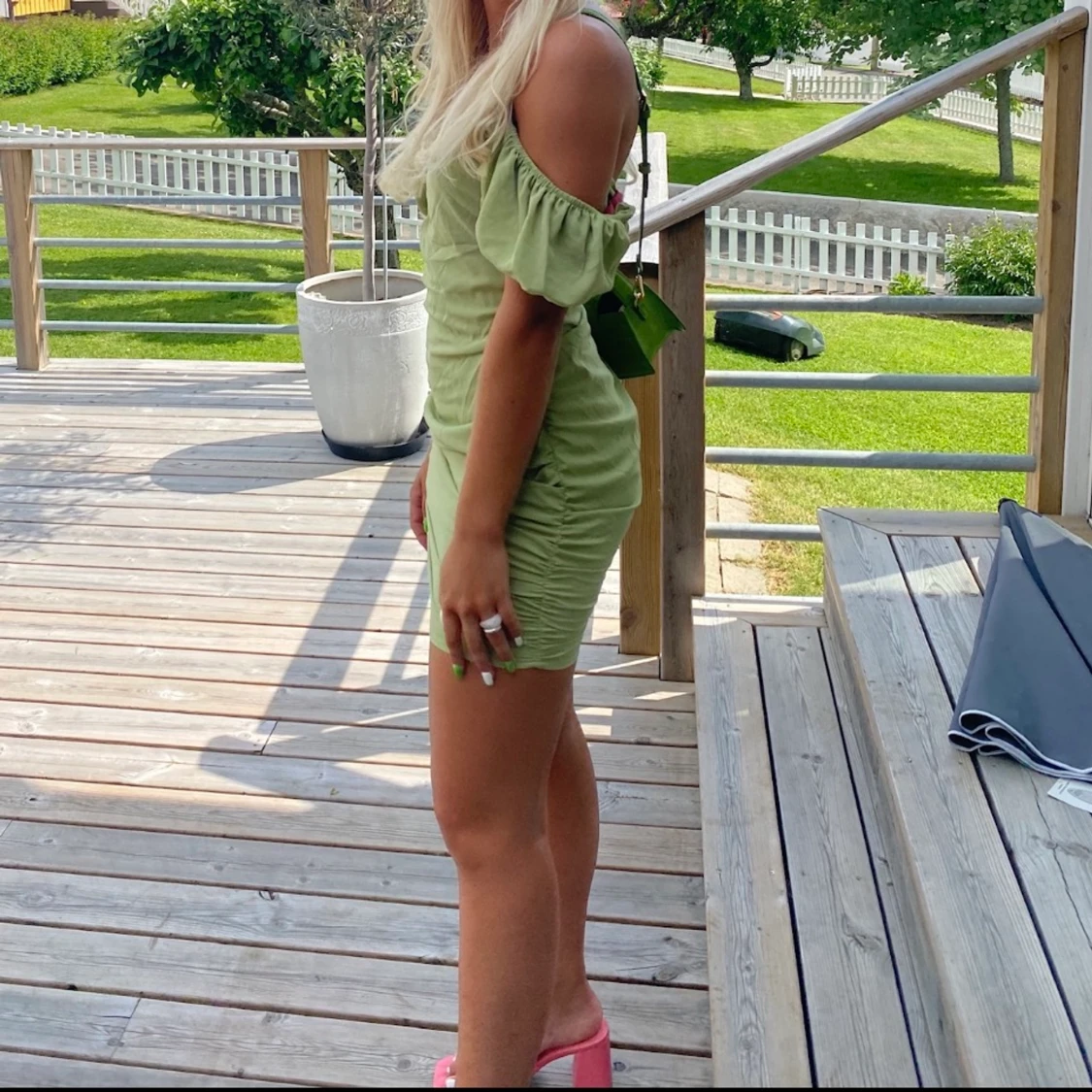 Grön klänning från NAKD