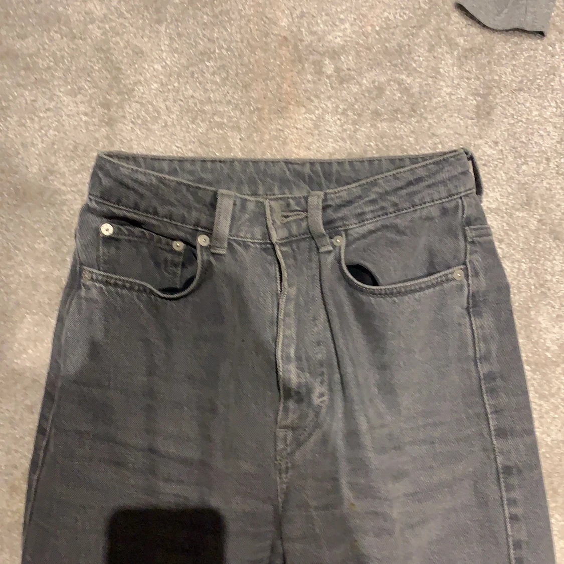 Gråa straight jeans - 90